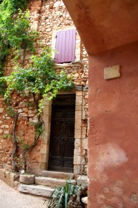 doorway roussillon
